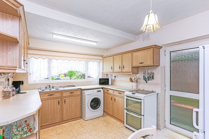 3bedroom semidetached house for sale in Merevale Road, Solihull