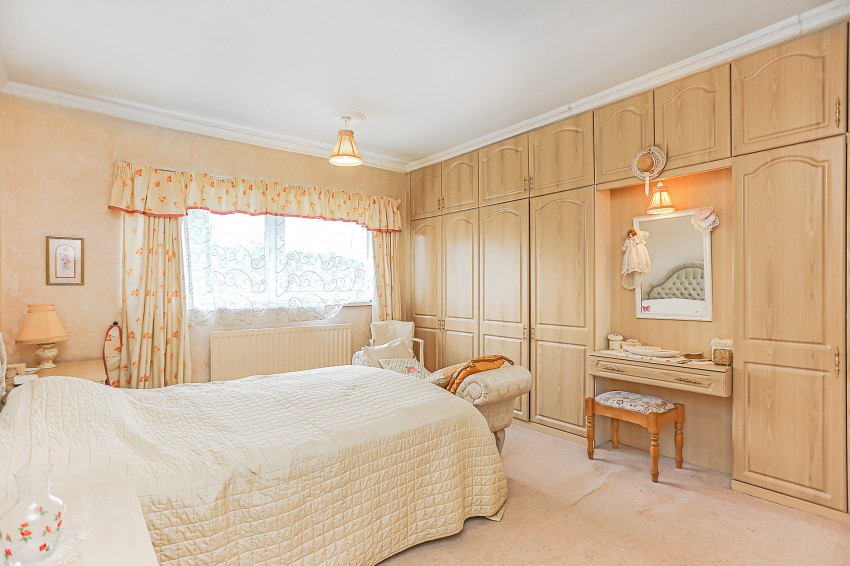 3bedroom semidetached house for sale in Merevale Road, Solihull