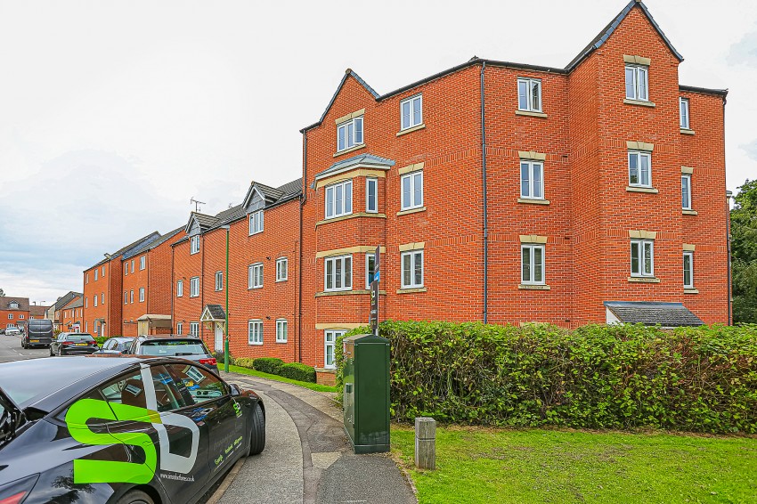 2bedroom apartment for sale in Wharf Lane, Solihull