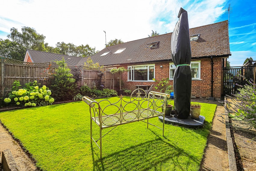 4bedroom semidetached house for sale in Mereside Way, Solihull