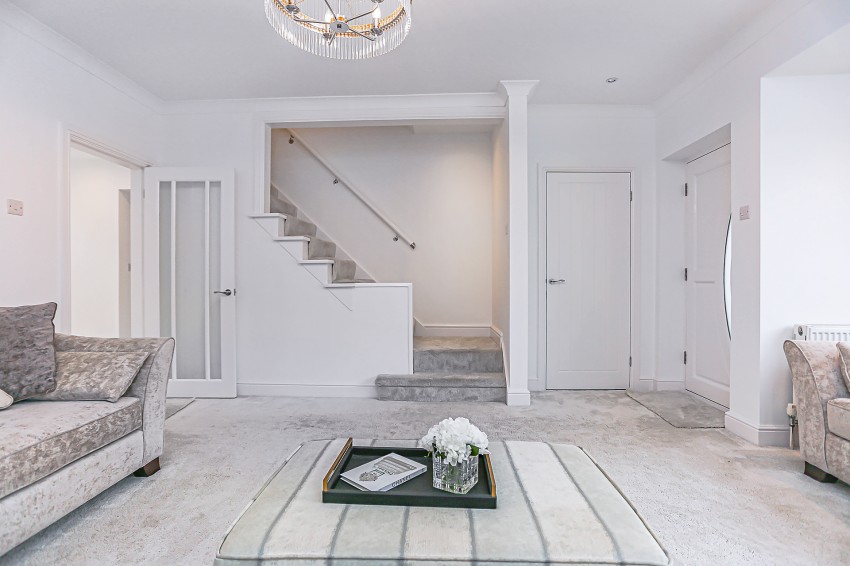 4bedroom semidetached house for sale in Suffolk Close, Coventry