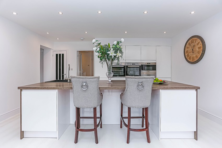 4bedroom semidetached house for sale in Suffolk Close, Coventry