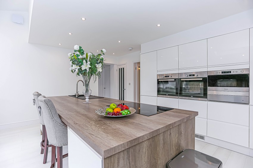 4bedroom semidetached house for sale in Suffolk Close, Coventry