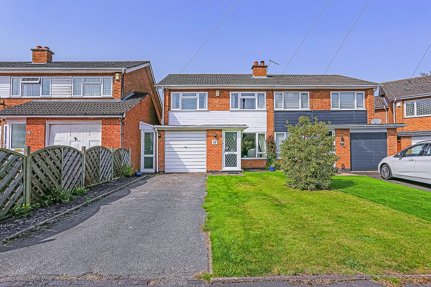 3bedroom semidetached house for sale in Beechnut Close, Solihull
