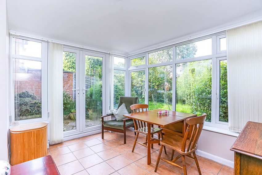 3bedroom semidetached house for sale in Beechnut Close, Solihull