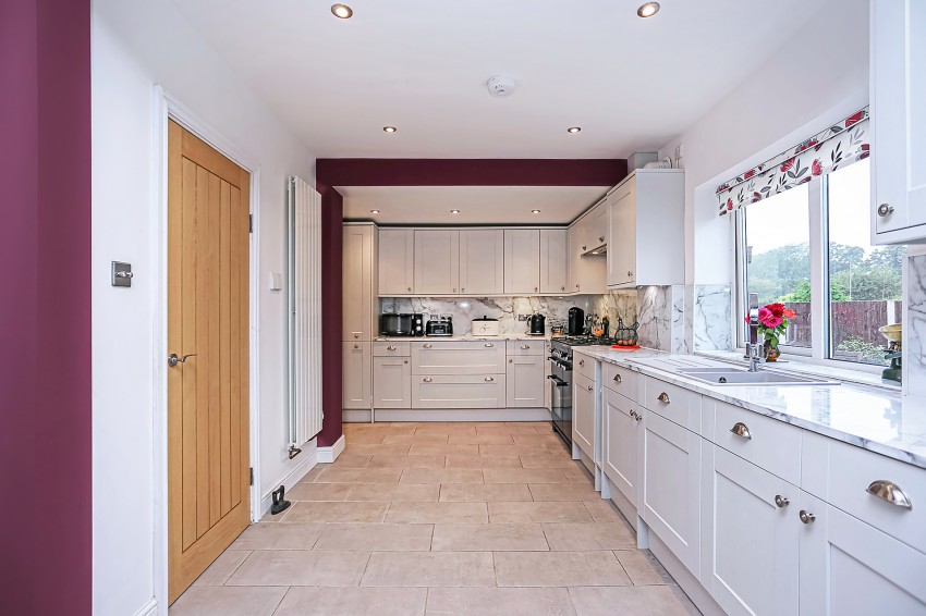 3bedroom semidetached house for sale in Ebrington Avenue, Solihull