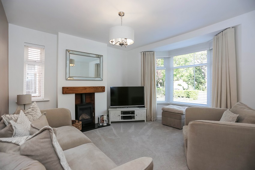 3bedroom semidetached house for sale in Broad Lane, Coventry