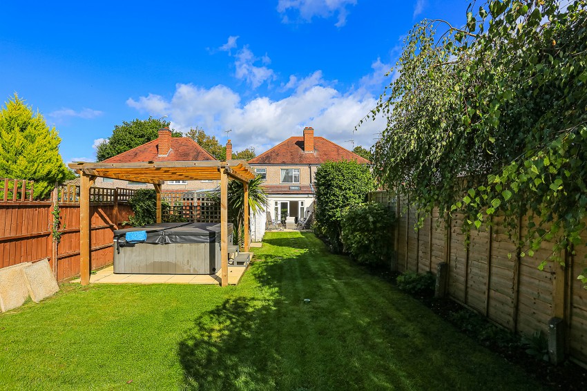 3bedroom semidetached house for sale in Broad Lane, Coventry