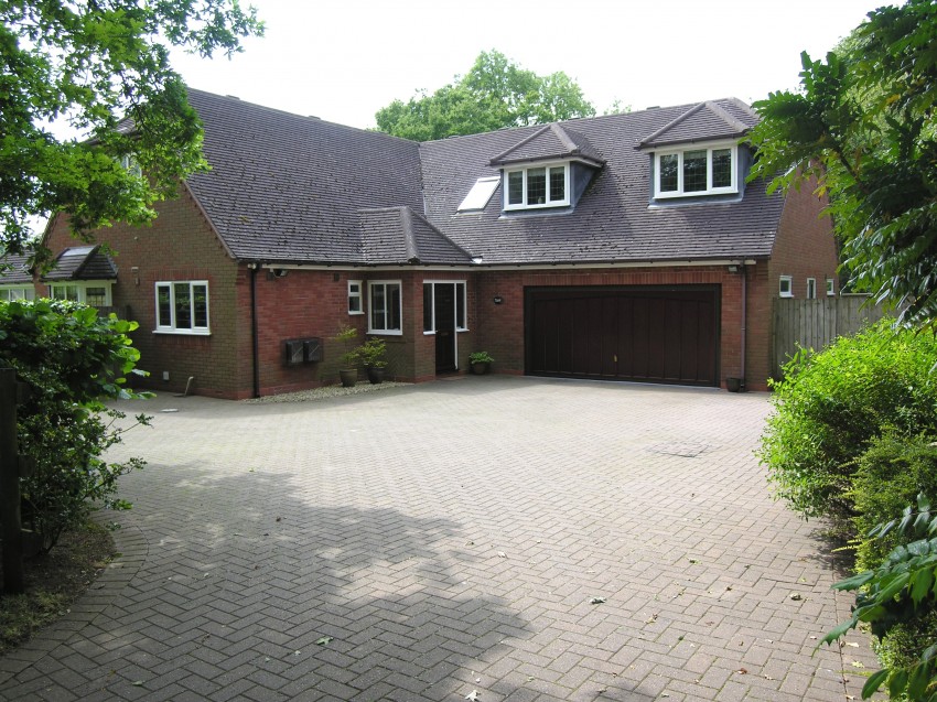 4bedroom detached house for sale in Kenilworth Road, 716a Kenilworth