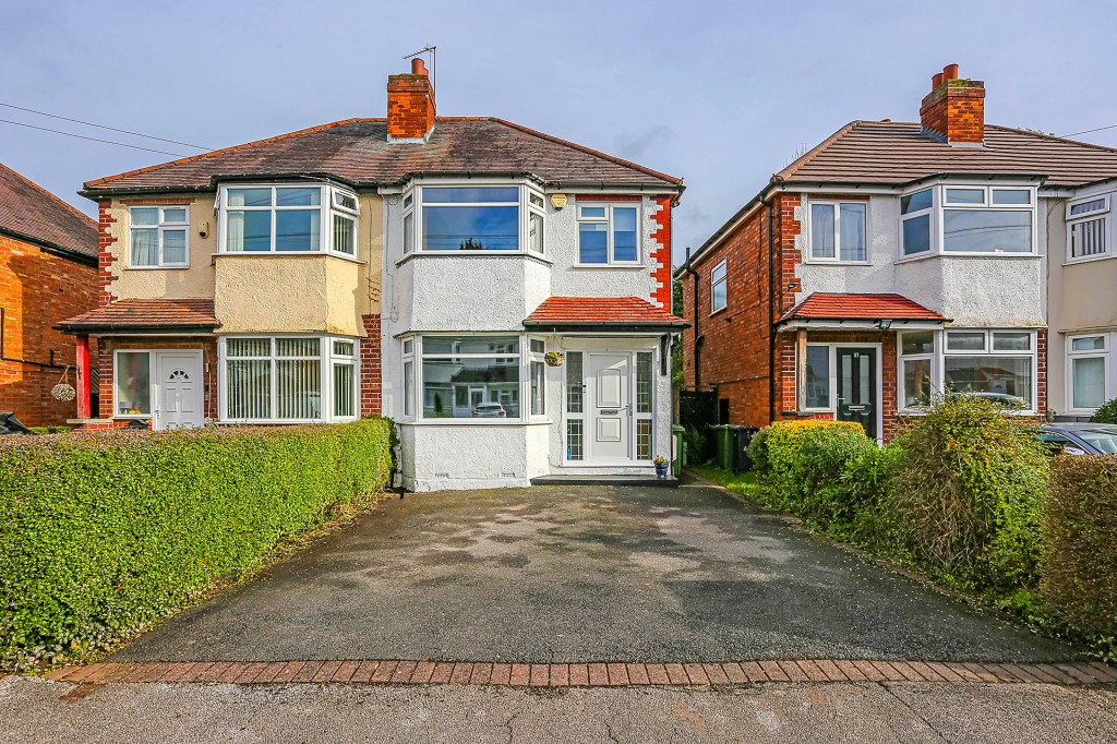 3bedroom semidetached house for sale in Summerfield Road, Solihull