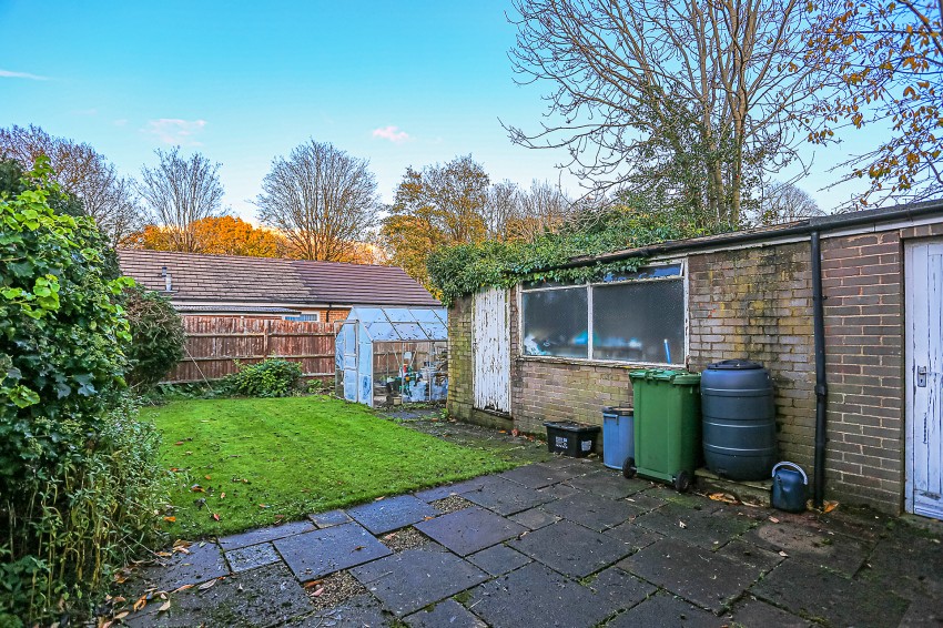 2bedroom bungalow for sale in Mereside Way, Solihull