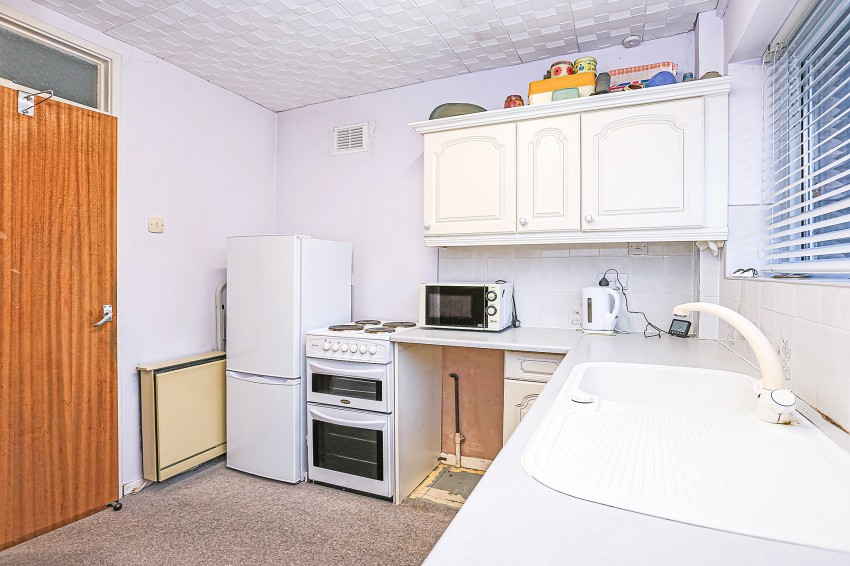 2bedroom bungalow for sale in Mereside Way, Solihull