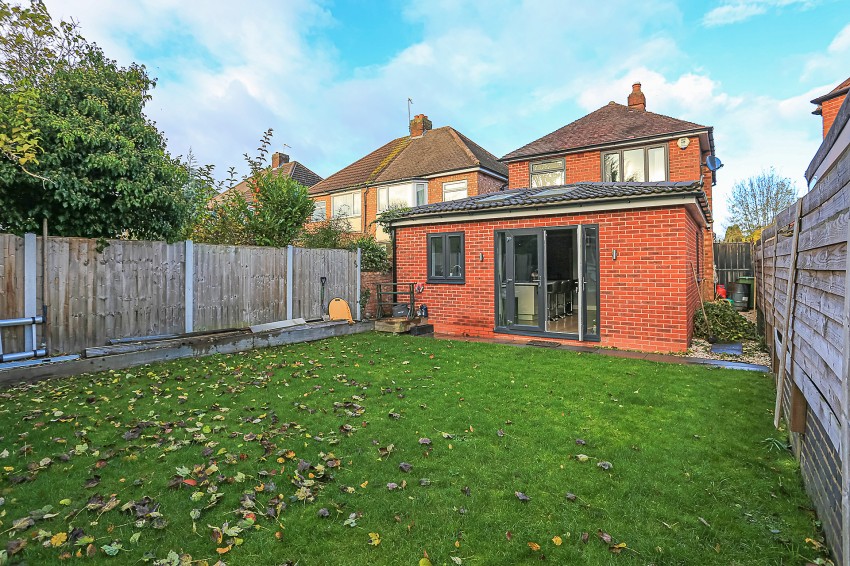3bedroom detached house for sale in Harvard Road, Solihull