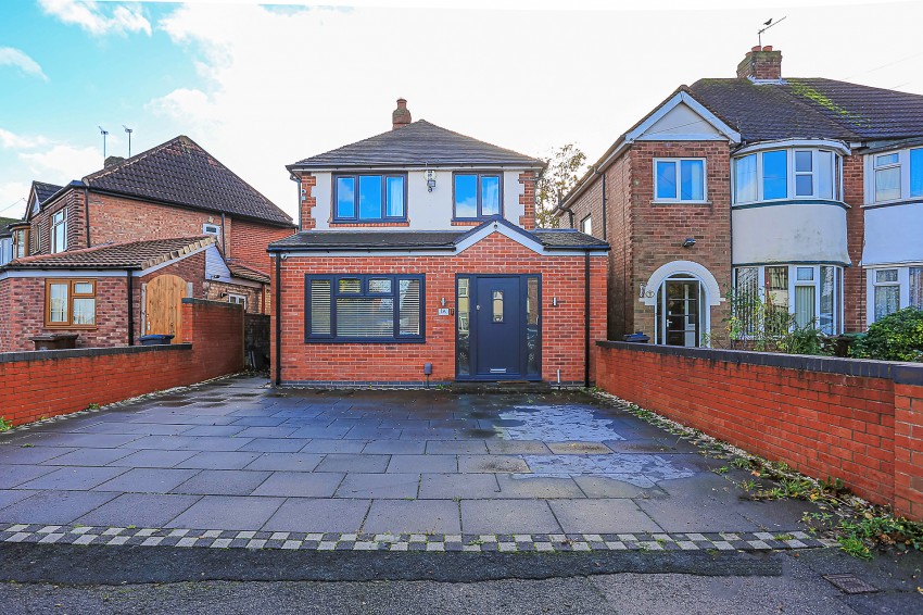3bedroom detached house for sale in Harvard Road, Solihull