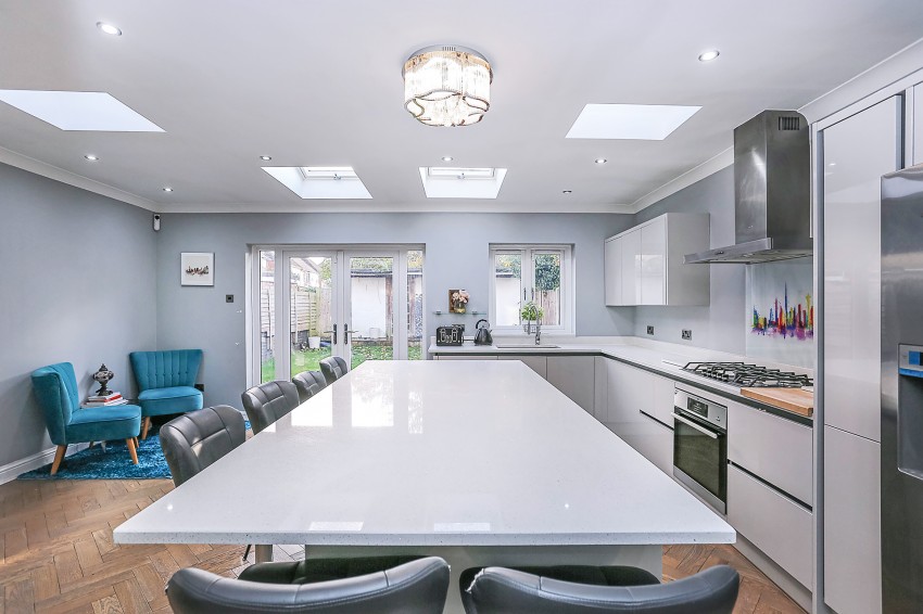 3bedroom detached house for sale in Harvard Road, Solihull