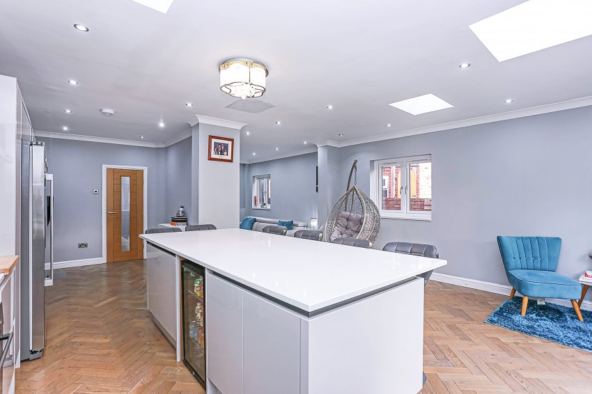3bedroom detached house for sale in Harvard Road, Solihull