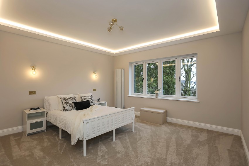 4bedroom semidetached house for sale in Skip Lane, Walsall