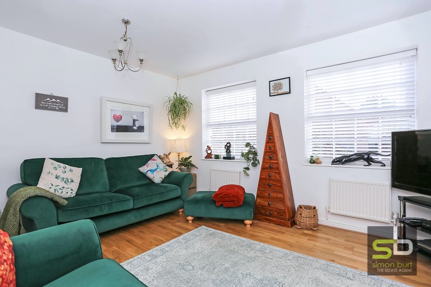 4bedroom town house for sale in Thistlewood Grove, Chadwick End, Solihull