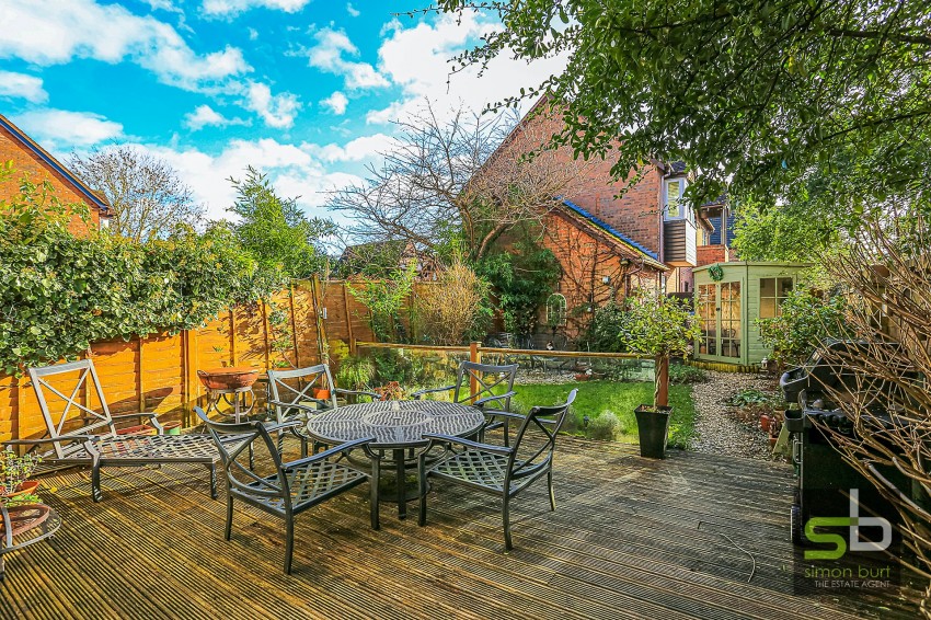 4bedroom town house for sale in Thistlewood Grove, Chadwick End, Solihull