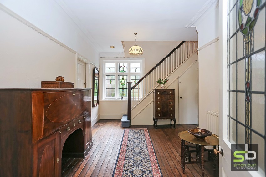 6bedroom detached house for sale in Warwick Road, 532 Warwick Road