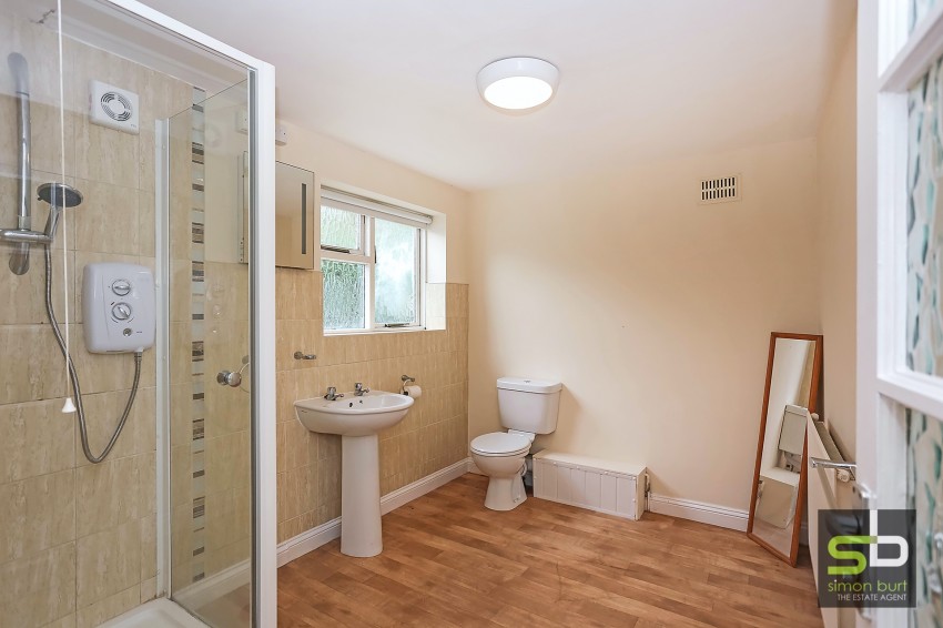 6bedroom detached house for sale in Warwick Road, 532 Warwick Road