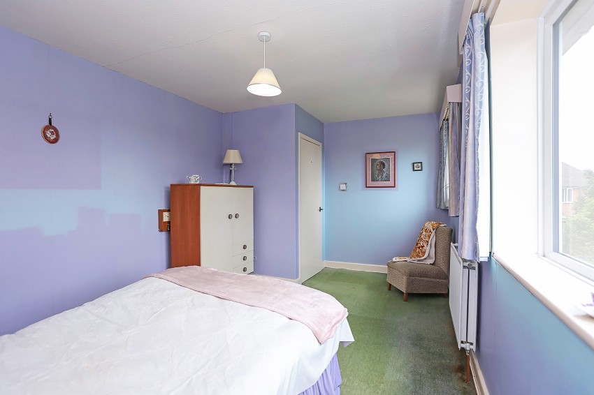 3bedroom detached house for sale in Ferndown Road, Solihull