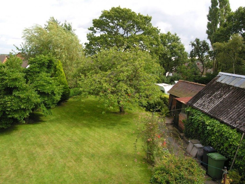 4bedroom detached house for sale in Lyndon Road, Solihull