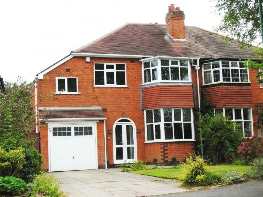4bedroom semidetached house for sale in Bourton Road, Solihull