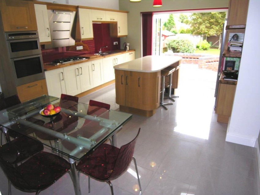 4bedroom semidetached house for sale in Bourton Road, Solihull