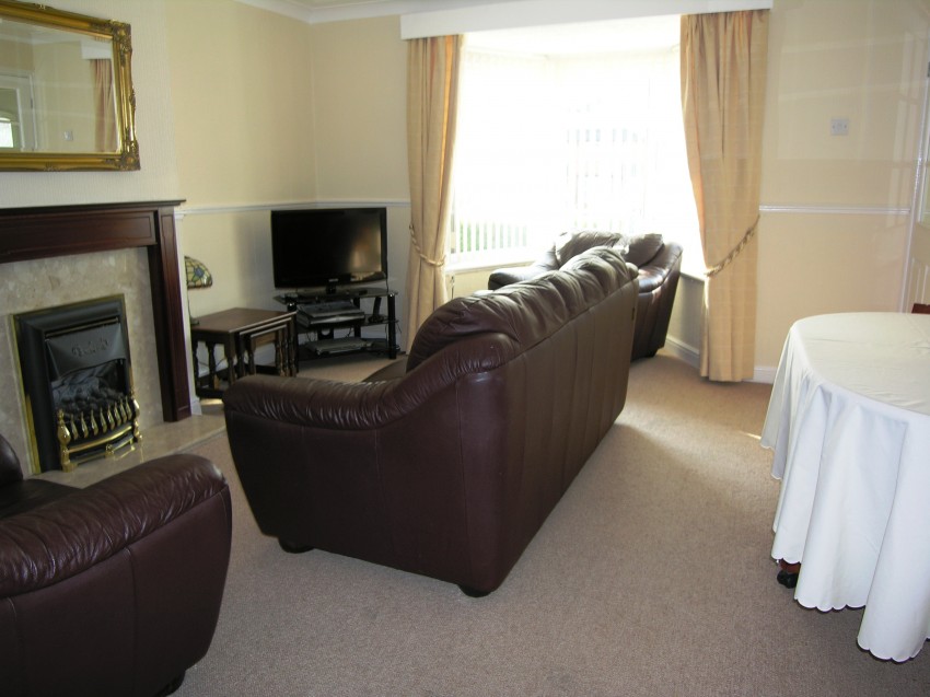 3bedroom town house for sale in Neston Grove, Stechford, Birmingham