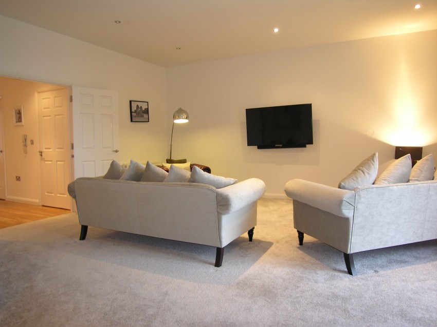 3bedroom apartment for sale in The Customs House, Waterside, Dickens