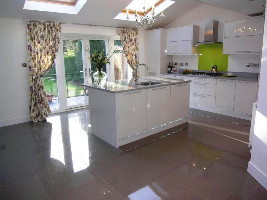 5bedroom semidetached house for sale in Wherretts Well Lane, Solihull