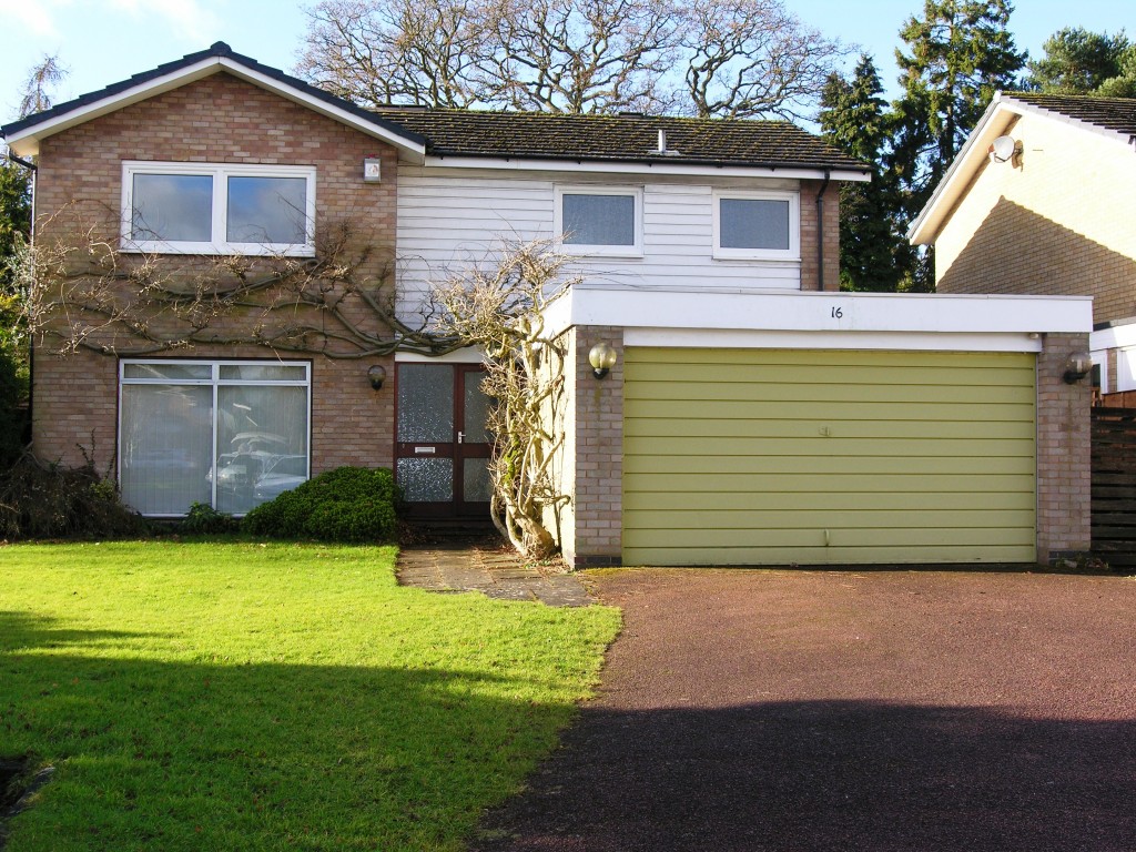 4bedroom detached house for sale in White House Close, Solihull