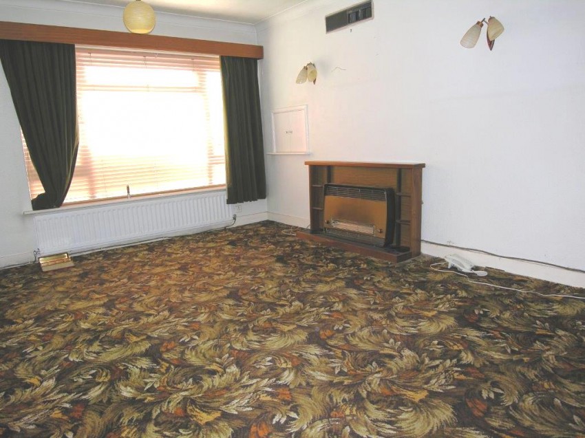 2bedroom bungalow for sale in Mereside Way, Solihull