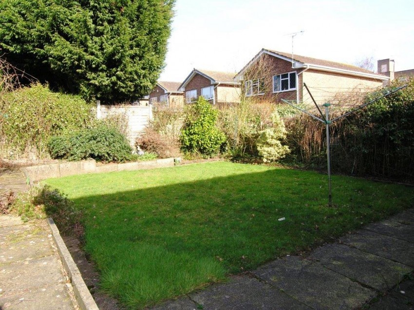 2bedroom bungalow for sale in Mereside Way, Solihull