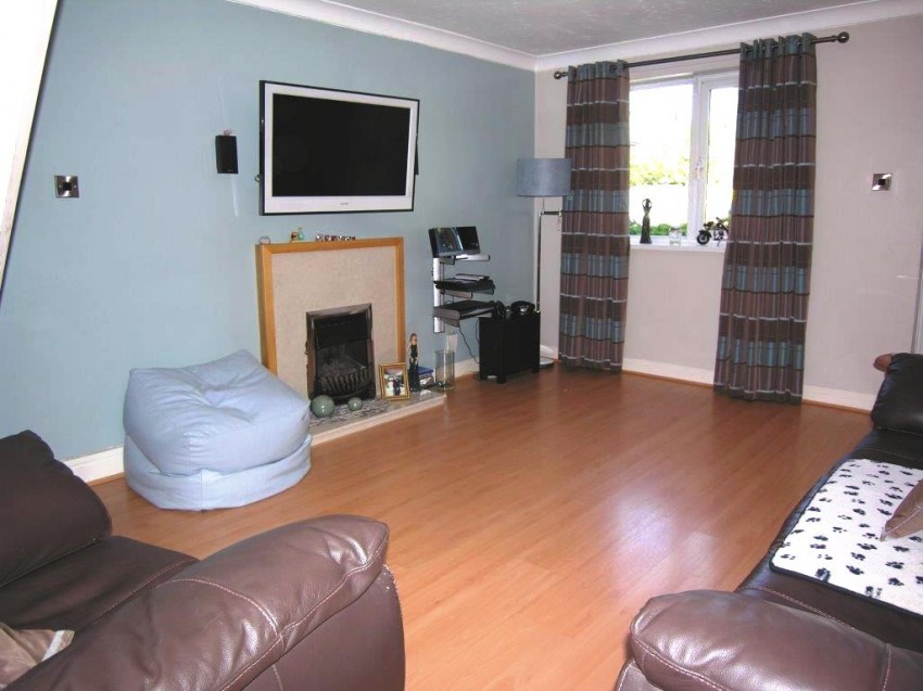 3bedroom detached house for sale in Greenwood Close, Kings Heath