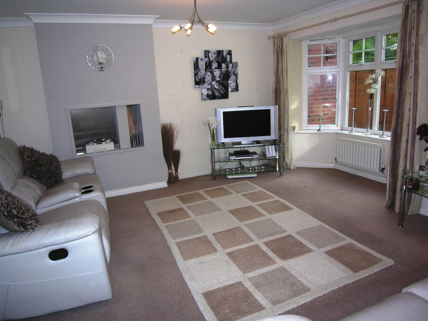 4bedroom town house for sale in Thorpe Court, Solihull