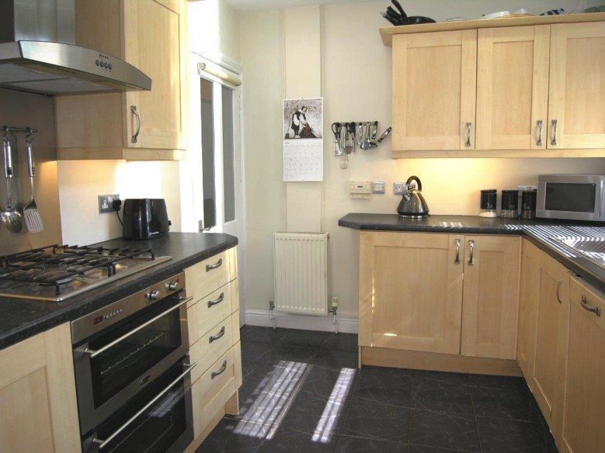 3bedroom semidetached house for sale in Arnold Grove, Shirley, Solihull