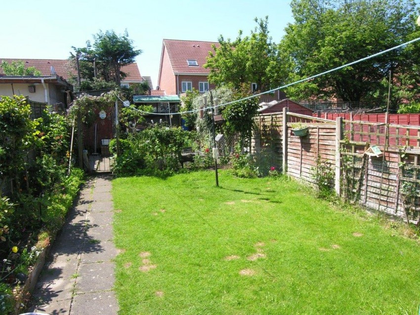 3bedroom town house for sale in Olton Boulevard West, Tyseley