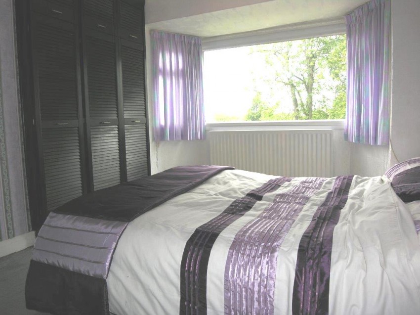 3bedroom semidetached house for sale in Hatchford Brook Road, Solihull