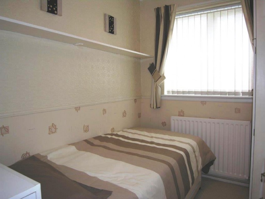 3bedroom semidetached house for sale in Hatchford Brook Road, Solihull