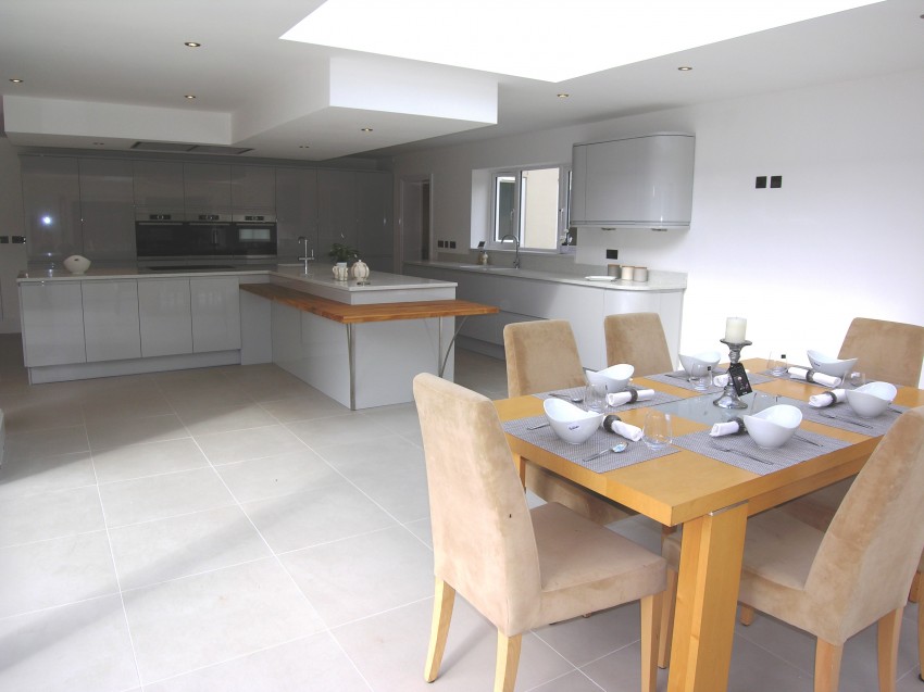 5bedroom detached house for sale in Meriden Road, HamptonInArden