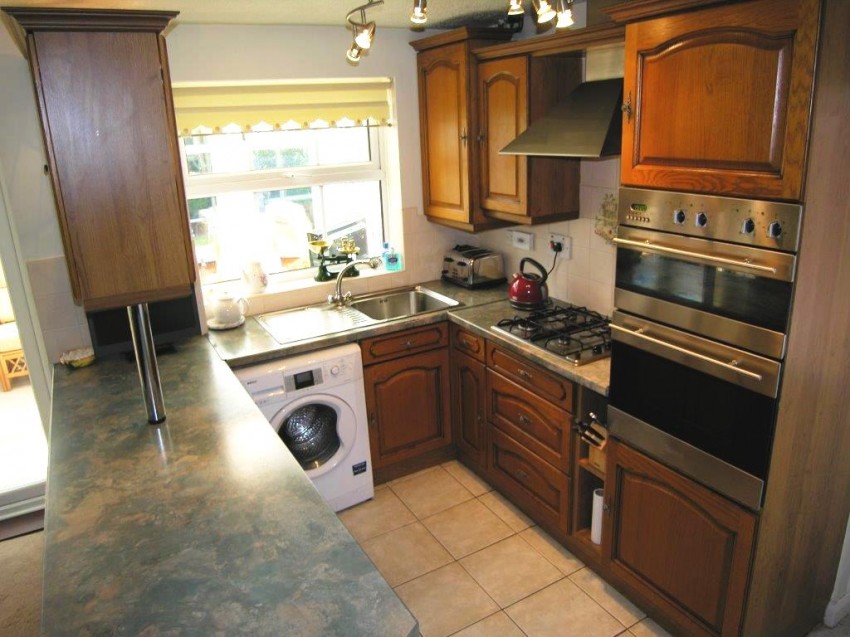 3bedroom detached house for sale in Kemps Green Road, Balsall Common