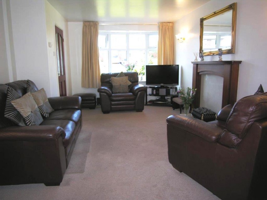 3bedroom detached house for sale in Kemps Green Road, Balsall Common