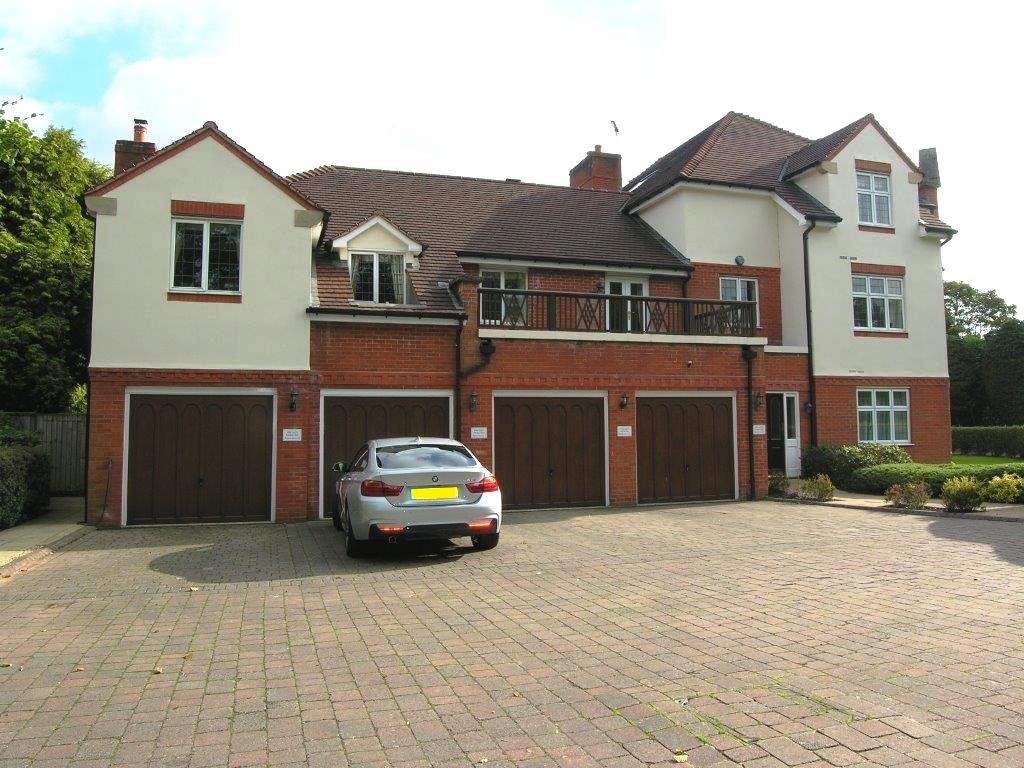 3bedroom apartment for sale in Victoria House, Grove Road, Knowle