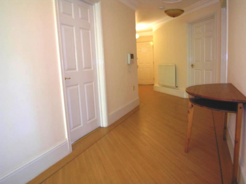 3bedroom apartment for sale in Victoria House, Grove Road, Knowle