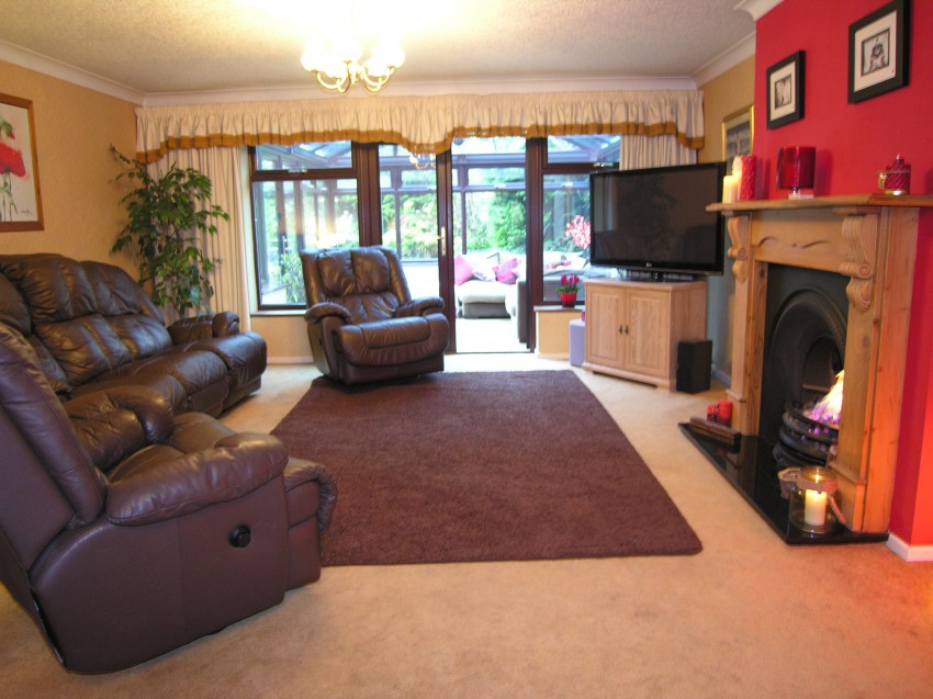 4bedroom detached house for sale in Dingle Lane, Solihull