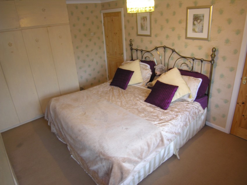 4bedroom detached house for sale in Dingle Lane, Solihull