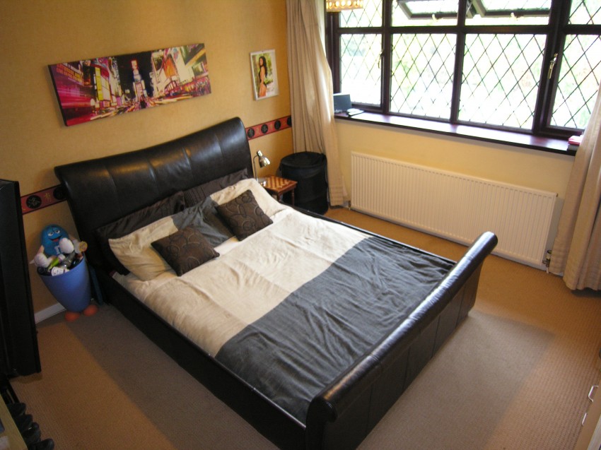 4bedroom detached house for sale in Dingle Lane, Solihull