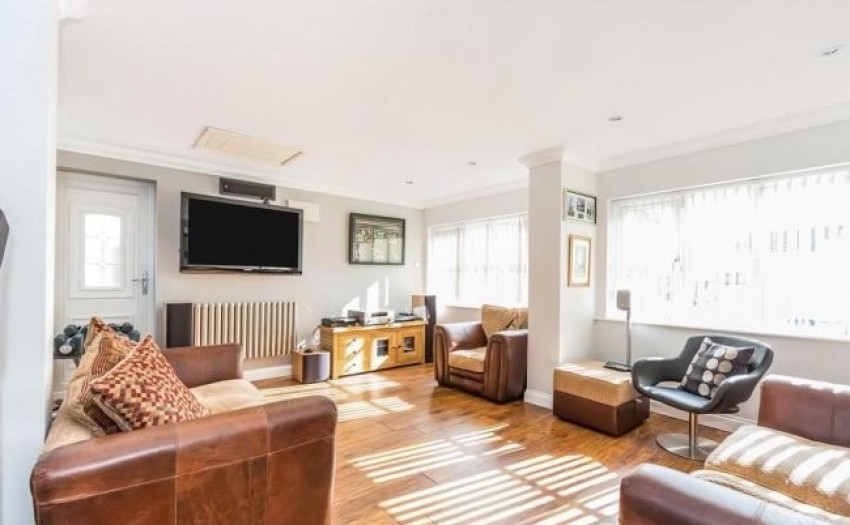 4bedroom detached house for sale in Radlow Crescent, Marston Green